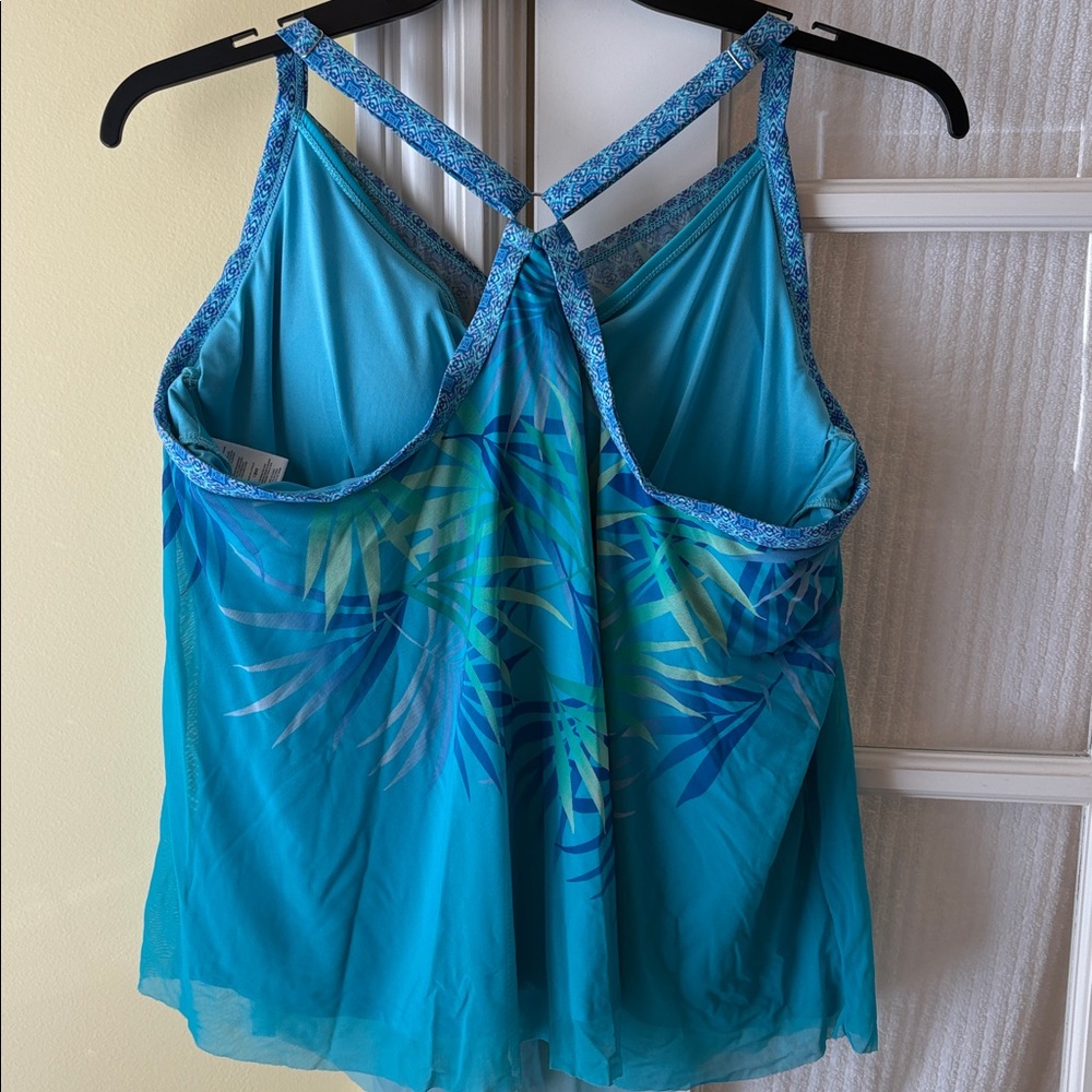 18W Beach House Tropical Blue and Pink Swim Top Tankini handkerchief hem - Picture 4 of 5